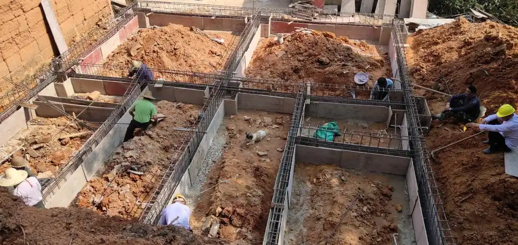 2019年4月24日老家房子开工了井桩基础一并完成