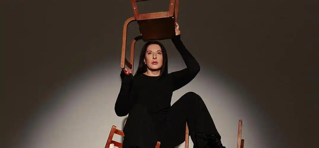 玛丽娜·阿布拉莫维奇的"行为"人生