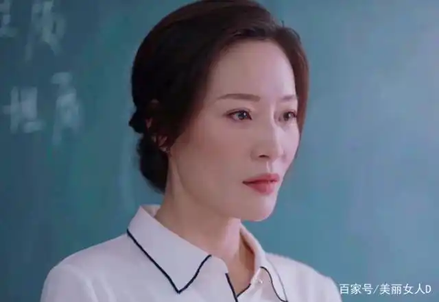 吴乙彤因《少年派》田珊珊一角被熟知,你遇到过这样一个老师吗?