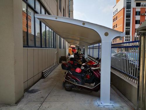 小区电动车车棚效果图小区两轮电瓶车充电车棚定做图片