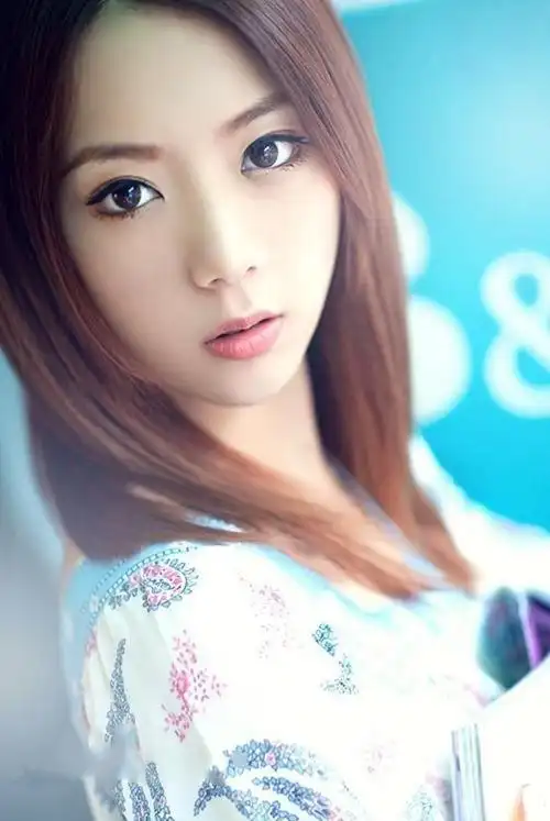 老中医的祛斑方法,睡前抹一"宝",半月斑点消,皮肤白皙水嫩