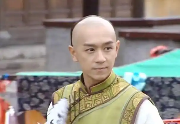扛不住半秃顶还是别演清装剧了,能上清宫美男榜的,我只服这8位