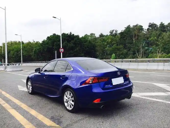 【深圳】2016年7月 雷克萨斯 is is200t f-sport 手自一体
