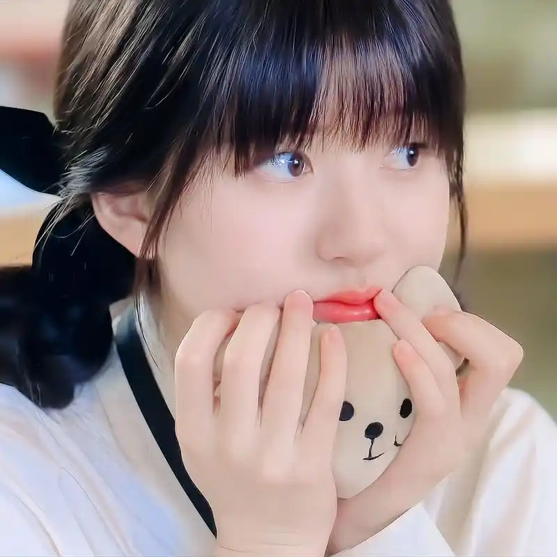 赵露思《偷偷藏不住》桑稚头像分享～ #偷偷藏不住#