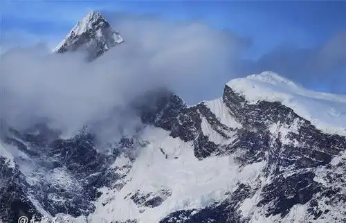 中国最美山峰南迦巴瓦九峰高清组图