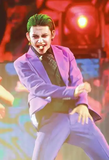 小鬼王琳凯小丑造型图片19