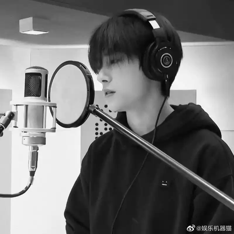 那些年用过的易烊千玺头像2#易烊千玺 #头像 #美图分享  - 抖音