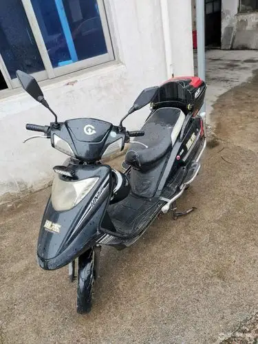 出售个人二手电动车梅林街道