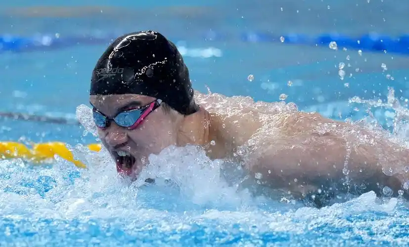 游泳——全国冠军赛:男子100米蝶泳半决赛赛况