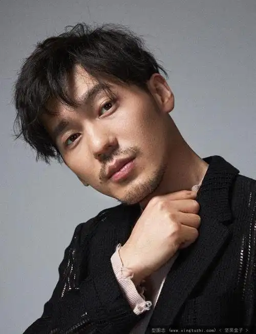 你见过胡子拉碴的吴亦凡吗?前两天(多图)