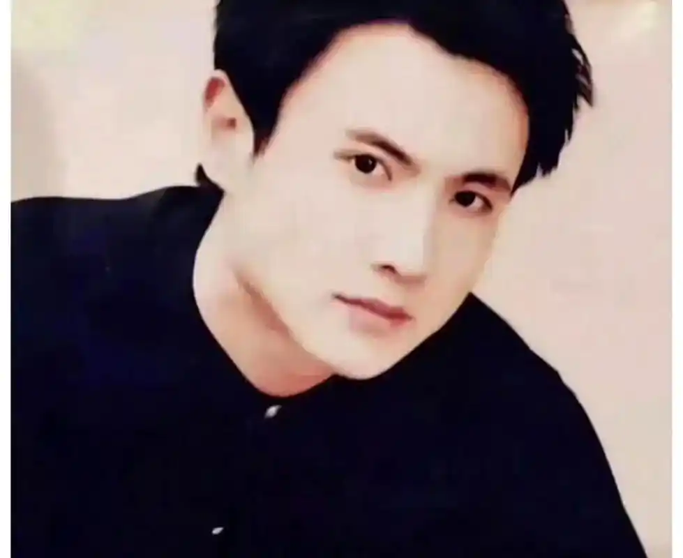 军艺校草沈腾 #老照片 - 抖音