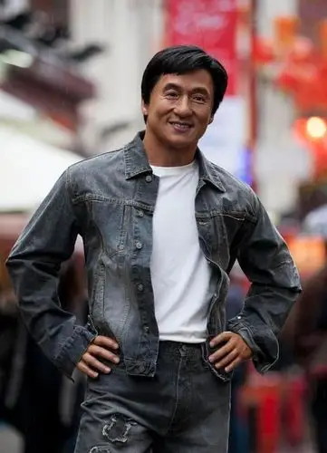 成龙:李小龙拍戏误伤我,我就趴在地上不起来!