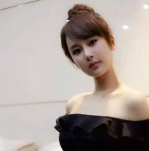 原创杨紫穿高跟鞋是怎样的张一山贴心井柏然很绅士