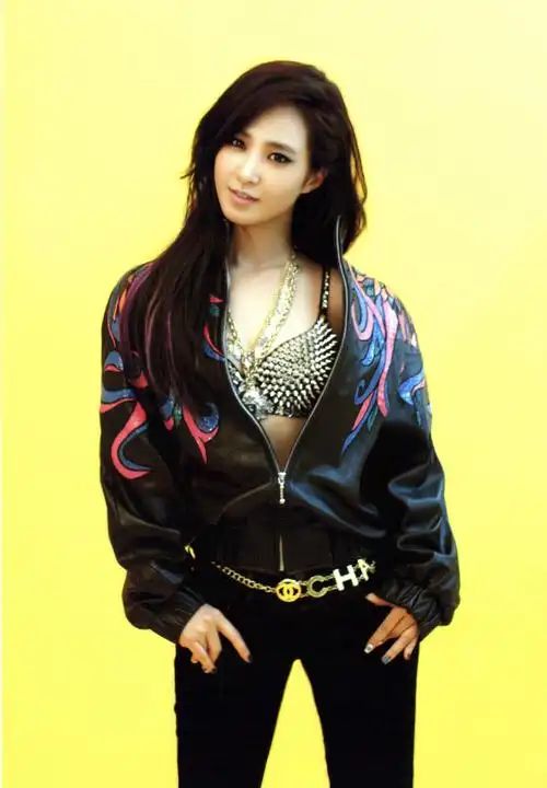 少女时代成员权俞利写真