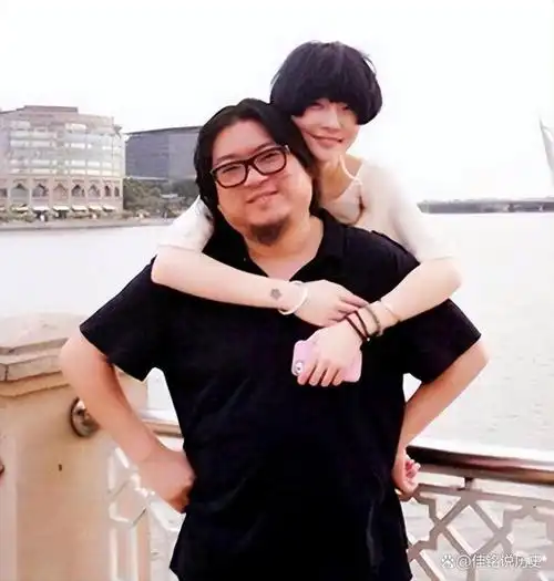 纪实抛弃女友,捧日亲美,卖国求荣的才子高晓松,终于付出了代价