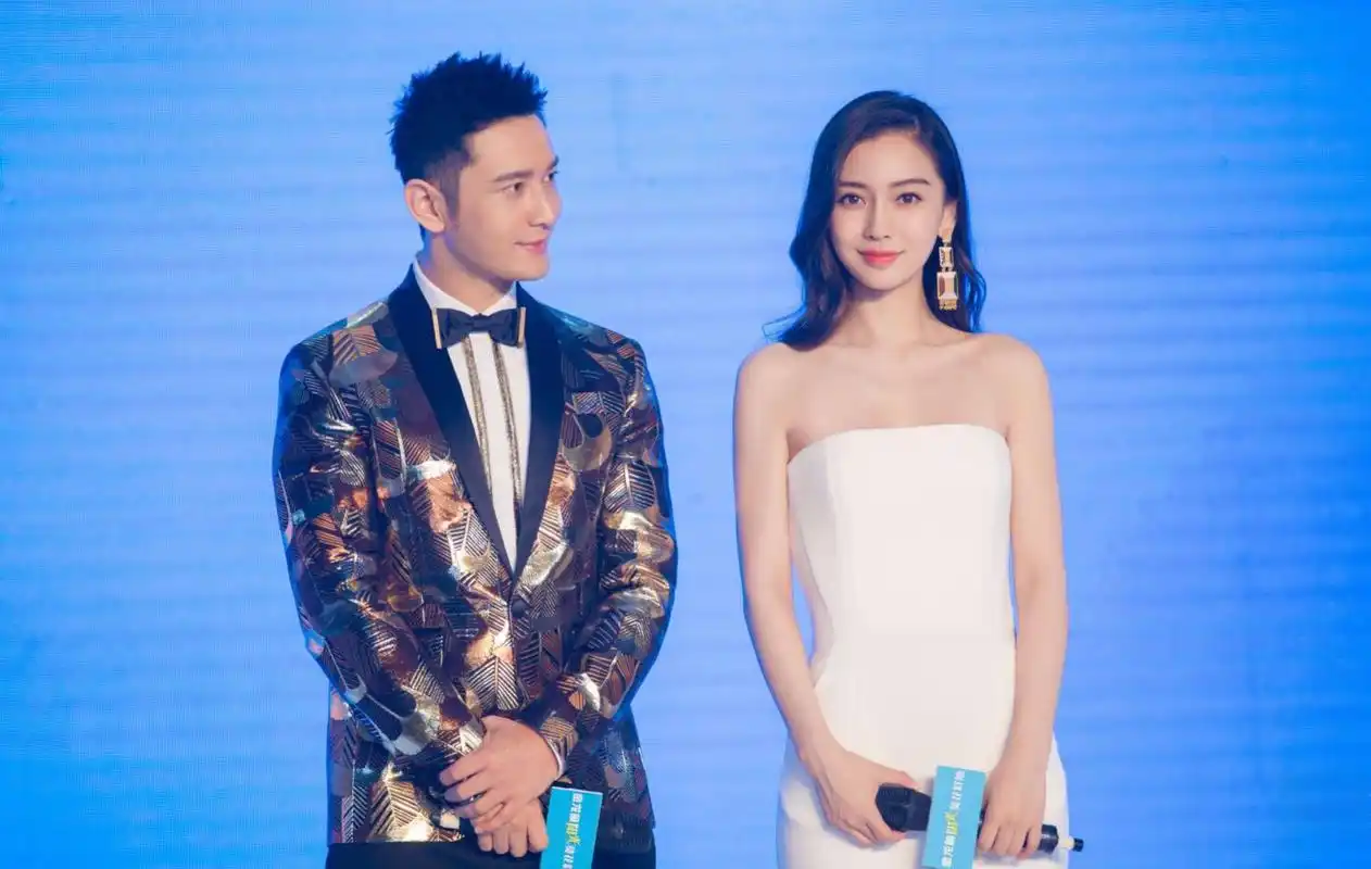 baby晒母子温馨合照,爱犬昵称引发猜测 杨颖和黄晓明的离婚事件是一个