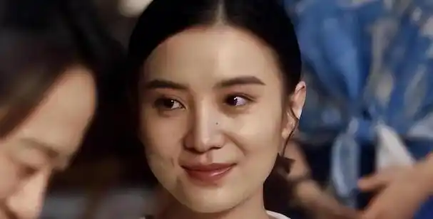 一夜爆红五度与导疯狂同居宋佳的疯狂之路