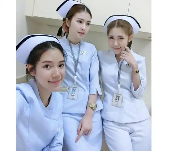 泰国小护士正妹爆红网络,美到让人想生病