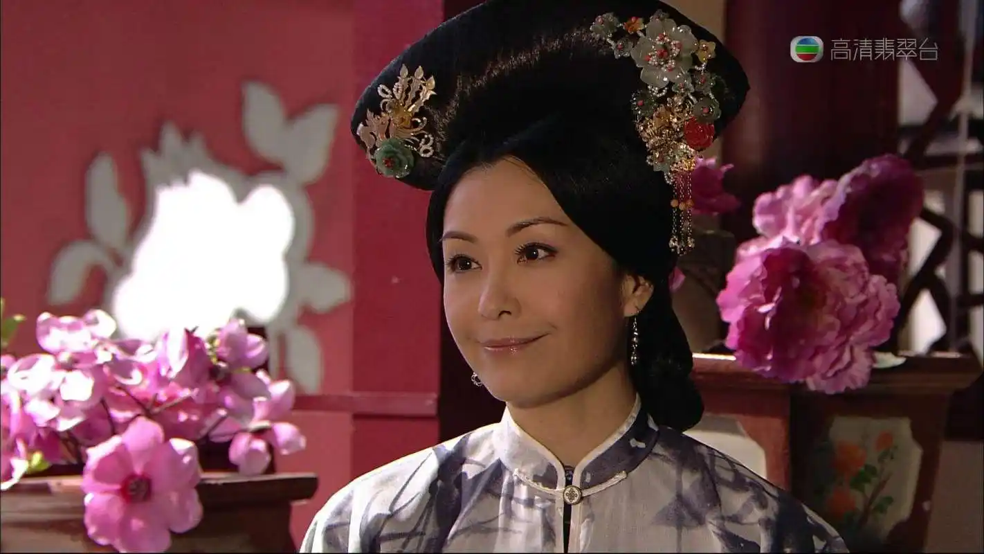 不羁一生的"伍姑娘"伍咏薇:肆意放飞自我,也敢于重头再来