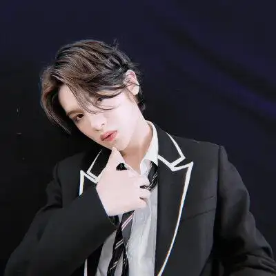 黄明昊justin可爱