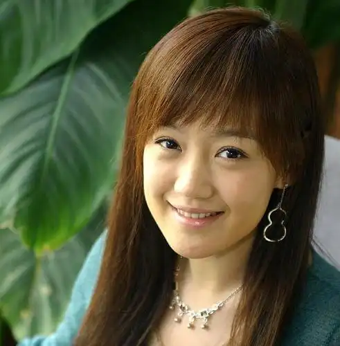 薛佳凝怎么老成这样了?