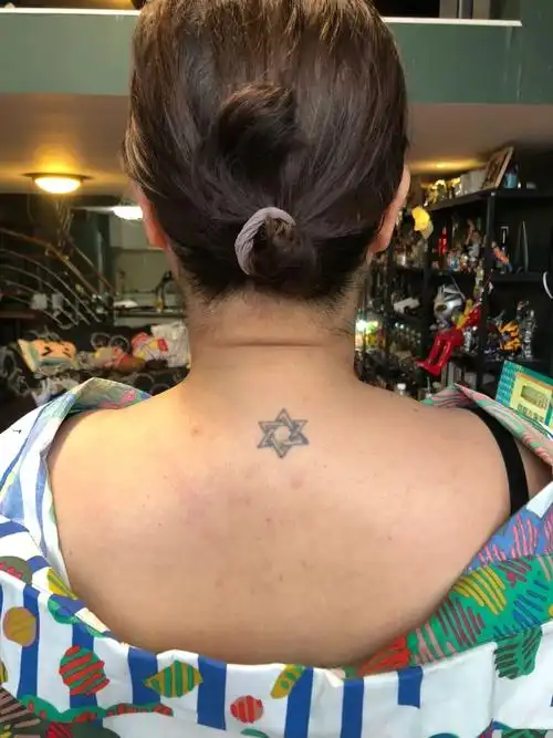 六芒星旧纹身遮盖素花遮盖纹身告别过去