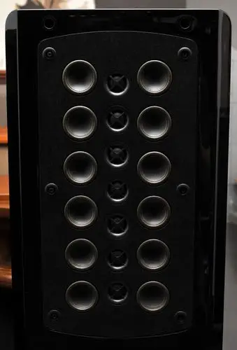 (已售出)mcintosh xr200麦景图新款音箱一对(刚开封)