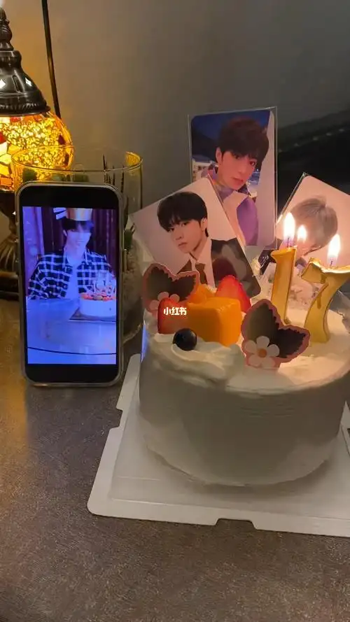 刘耀文生日快乐🎂