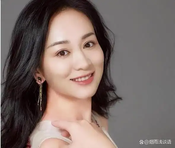 曾饰演碧游仙子正当红却隐婚生子42岁凭知否再次翻红