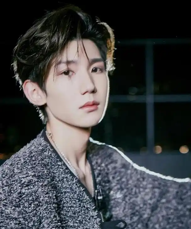 9位"男扮女装"的男星,有的比女人还要美,这让女同胞情何以堪