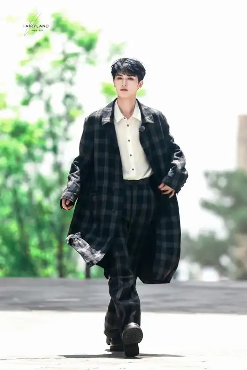 zzt 💓 💓 💓朱正廷子夜归裴季雅