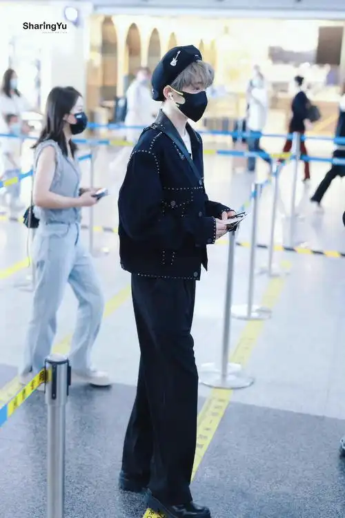 刘宇机场出发饭拍来啦!_高清图集_新浪网