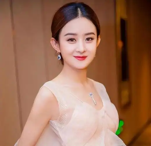 俩人离婚两年之后,回看赵丽颖和冯绍峰,赵丽颖为啥不争抚养权?