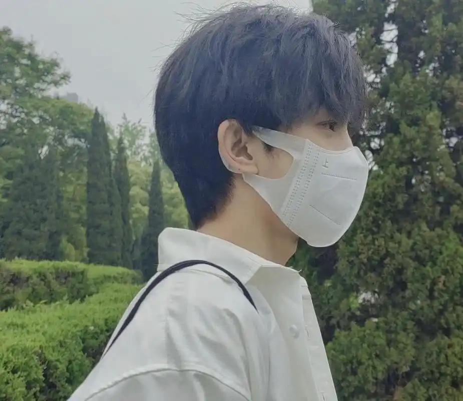 男生16岁真人头像 男生16岁真人头像