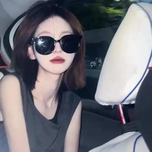 一看就会心动的气质绝美头像 - 知乎