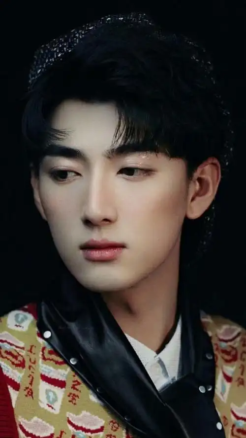 刘昱晗-话本图片集-话本小说网