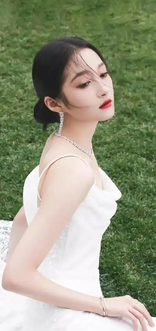 百变关晓彤锁屏壁纸676767