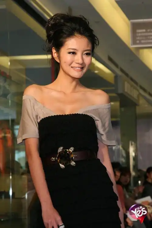 台湾演员安以轩