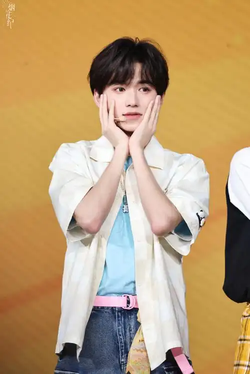 宋亚轩康师傅冰红茶品牌代言人##不分大小 玩个痛快##不管几岁快乐