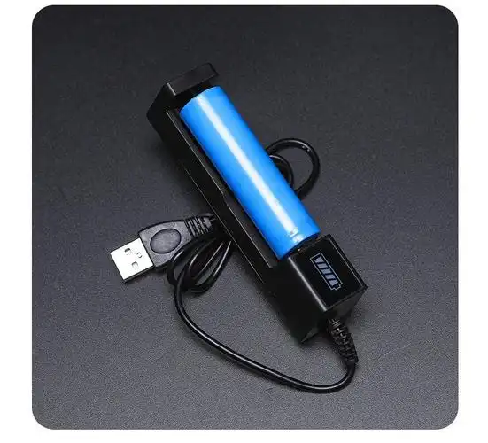 厂家直销18650锂电池usb充电器单槽多功能智能锂电座充多型号兼容