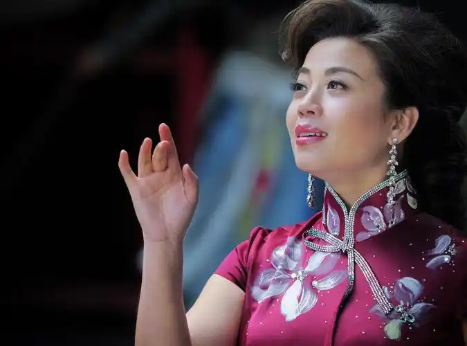 著名歌唱家张也推新作《听香》