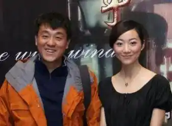 演员何冰,吃顿饭娶个老婆,一心相爱24年,网友表示这也太幸运了_李海洋