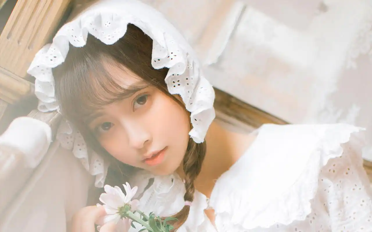 白嫩少女私房唯美文艺写真图片桌面壁纸