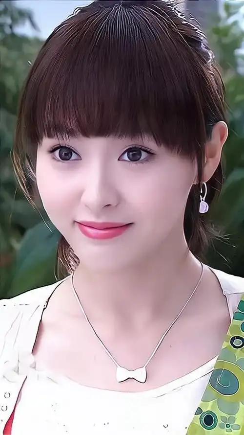 夏家三千金唐嫣多少岁(夏家三千金唐嫣)(5)