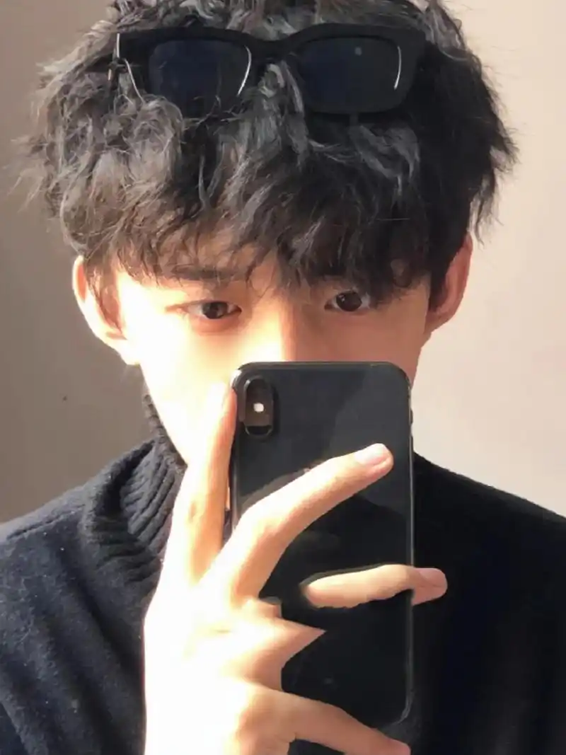 男生超帅束状纹理烫 男孩子一定要尝试发型 这个真的帅爆了93