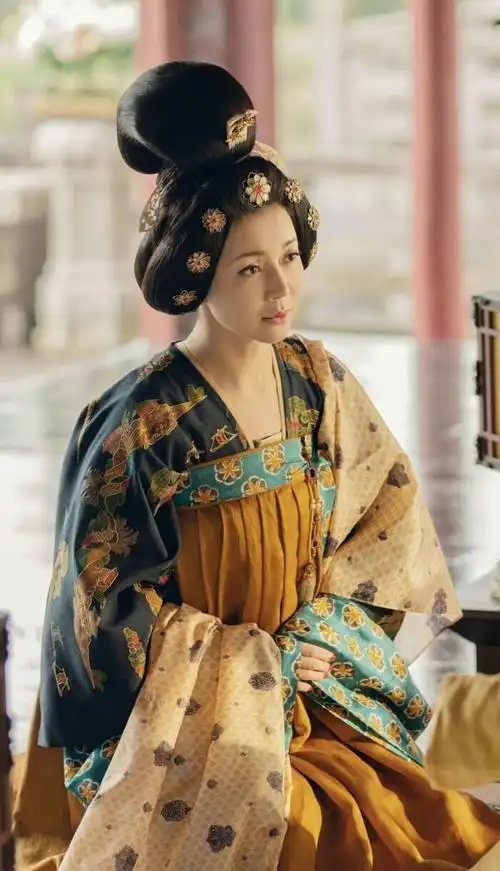 骊歌行服饰可能性借鉴古画陶俑等收集不定期更新