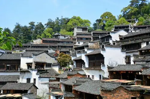 江西省上饶市篁岭徽派建筑粉墙黛瓦