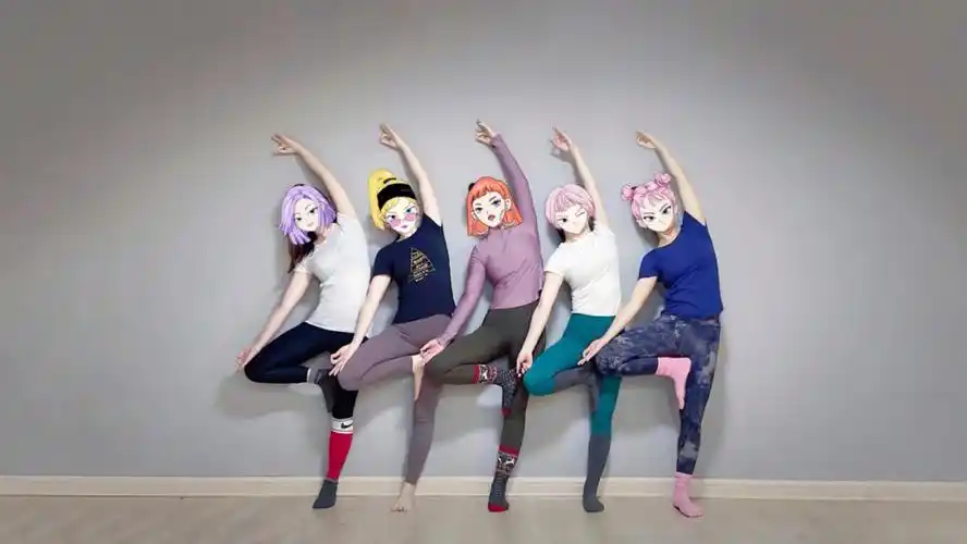 瑜伽集体照一家人最紧要的是齐齐整整1