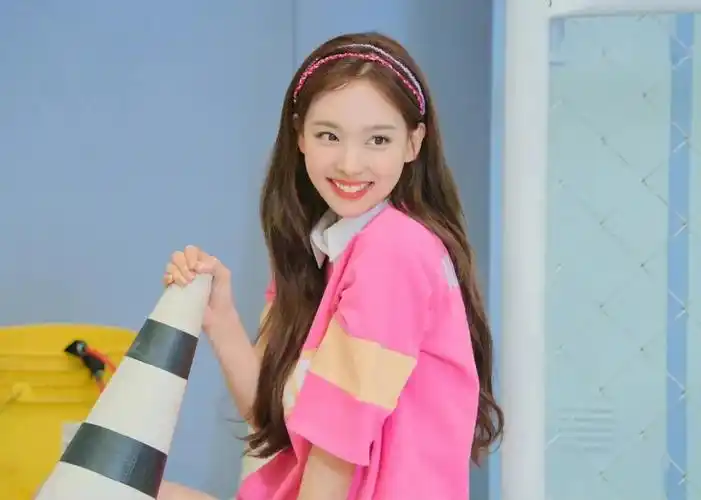 twice头像之兔牙林娜琏