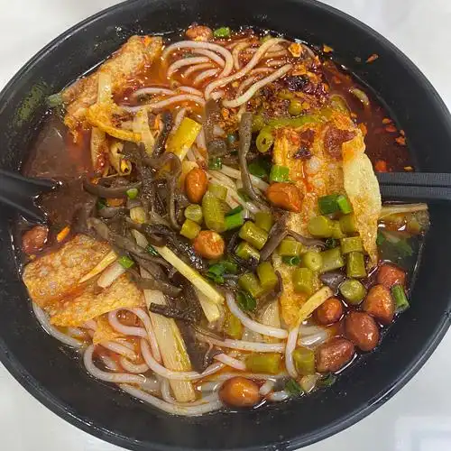 又是螺蛳粉的照片广西人我太爱螺蛳粉了